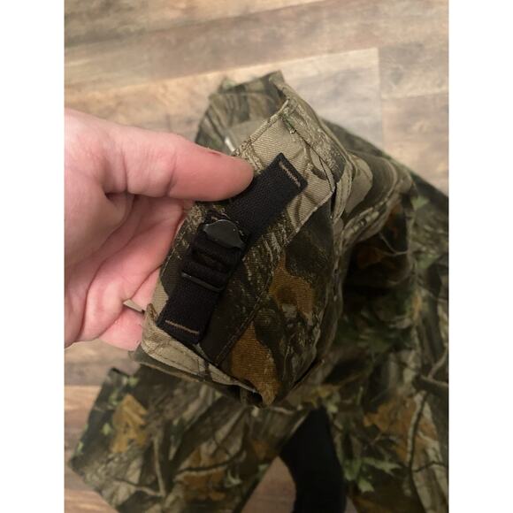 Real Tree Camo Cargo Pants Size 46-48 Waist - Picture 9 of 9
